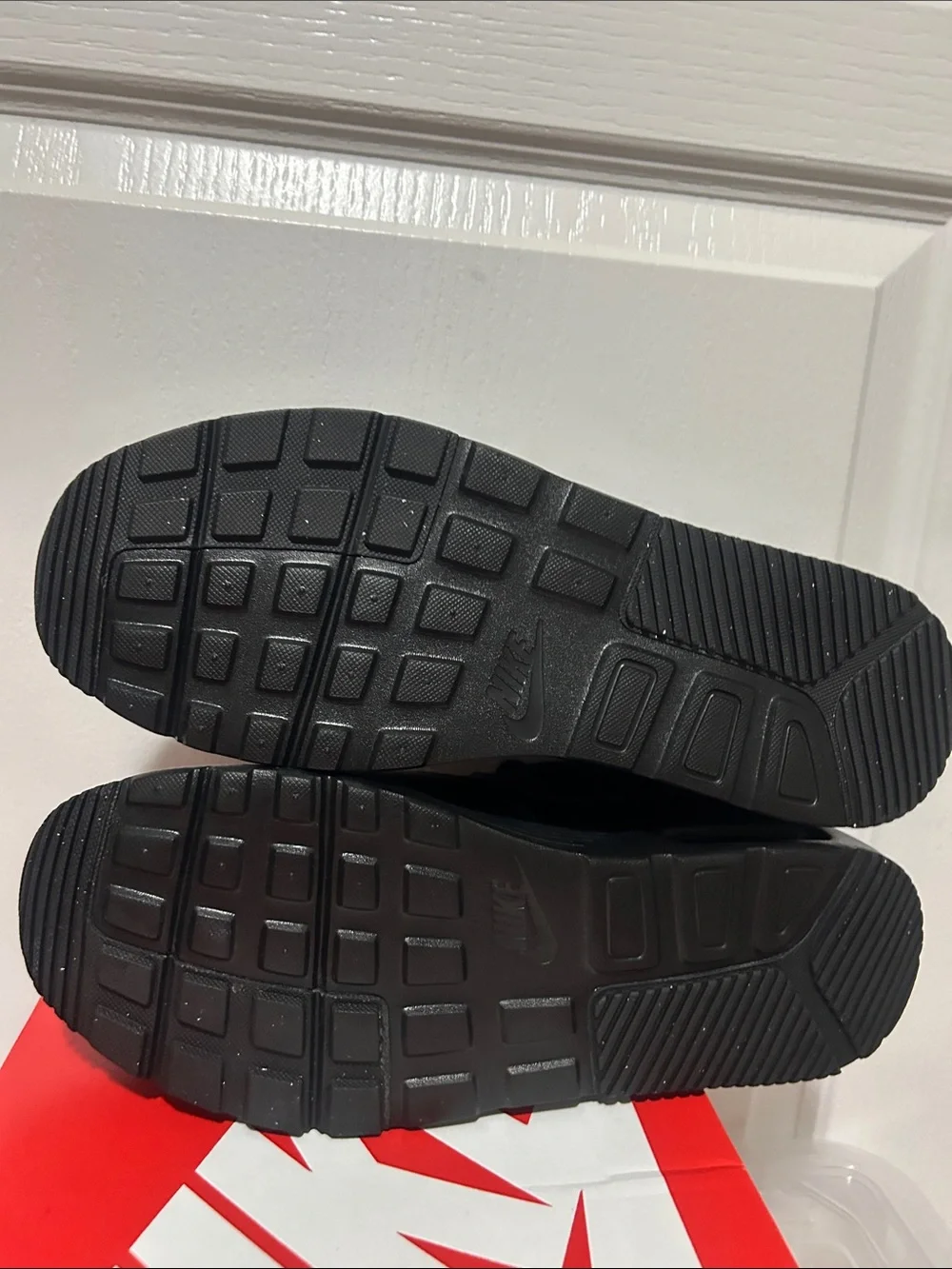 Nike Black Men's Air Max Sneakers